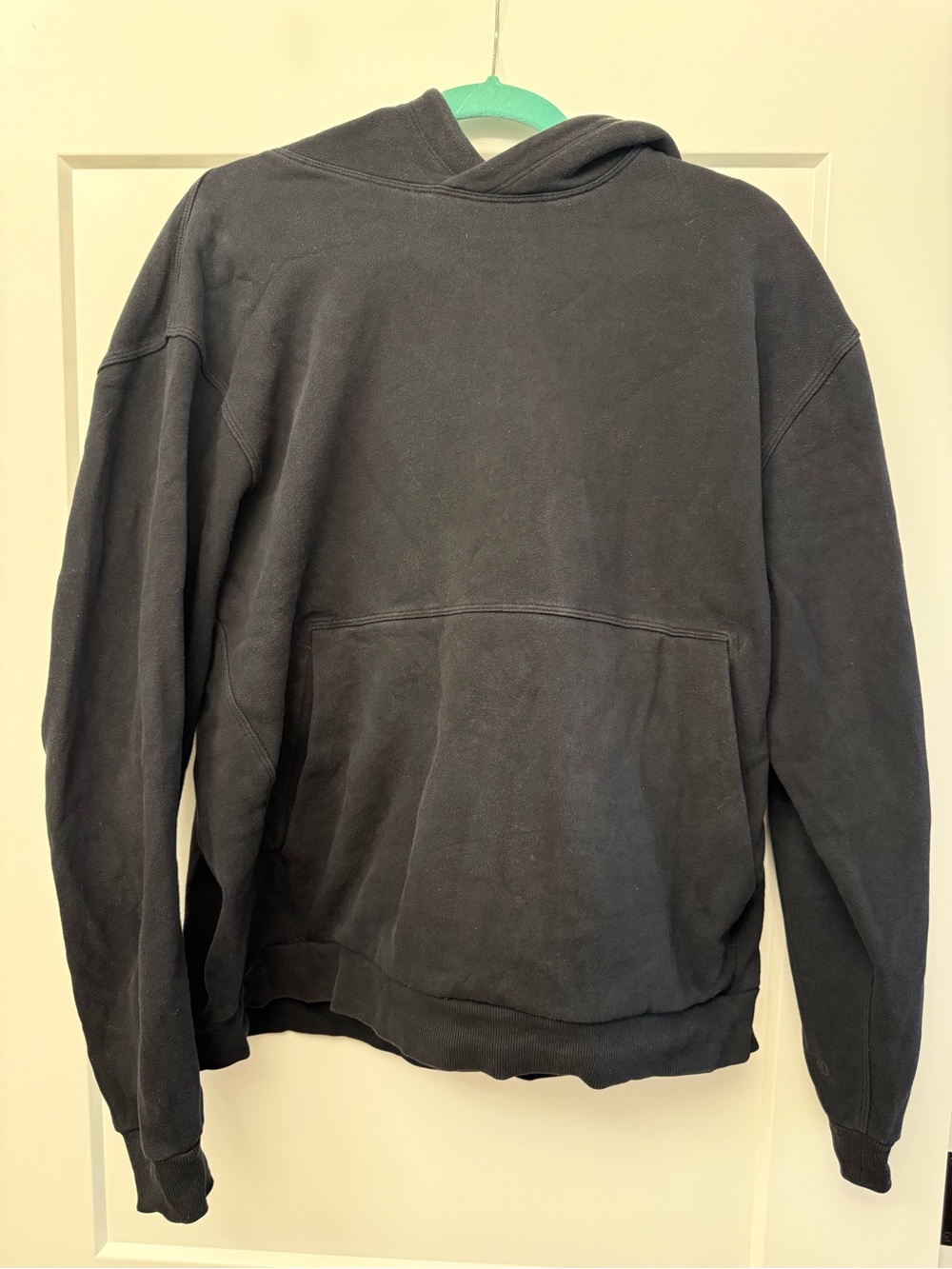lululemon athletica Men's Black Heavyweight Soft Jersey Pullover Hoodie